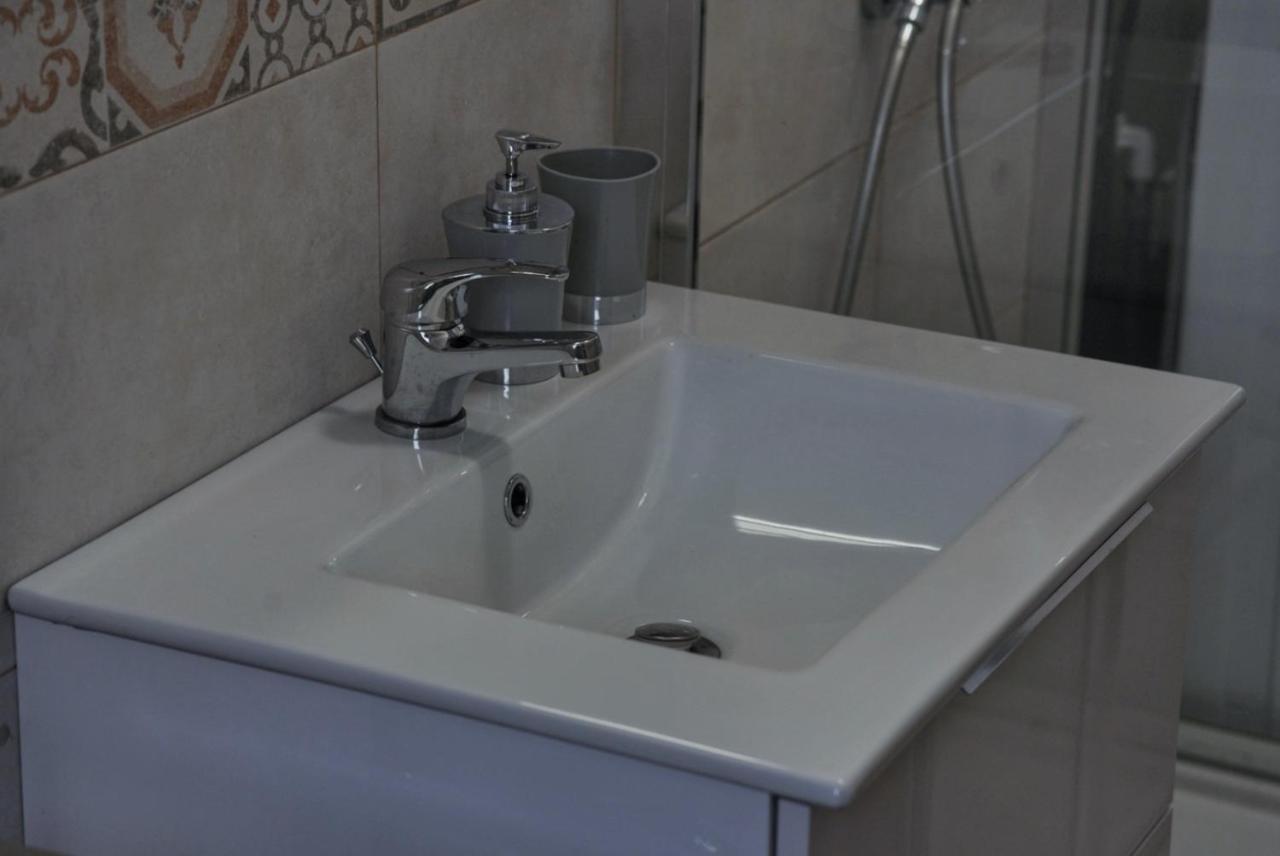 Next Home Milano Корсико Экстерьер фото