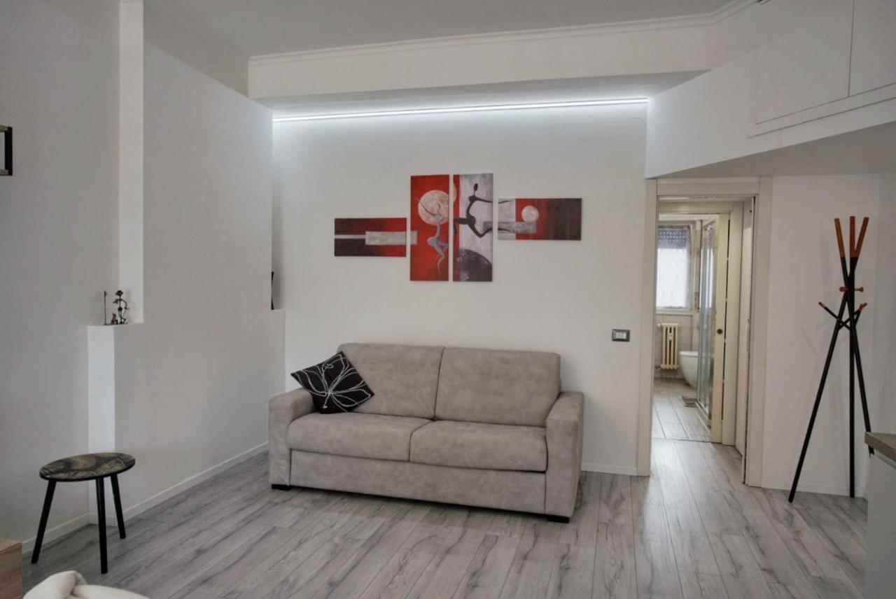 Next Home Milano Корсико Экстерьер фото